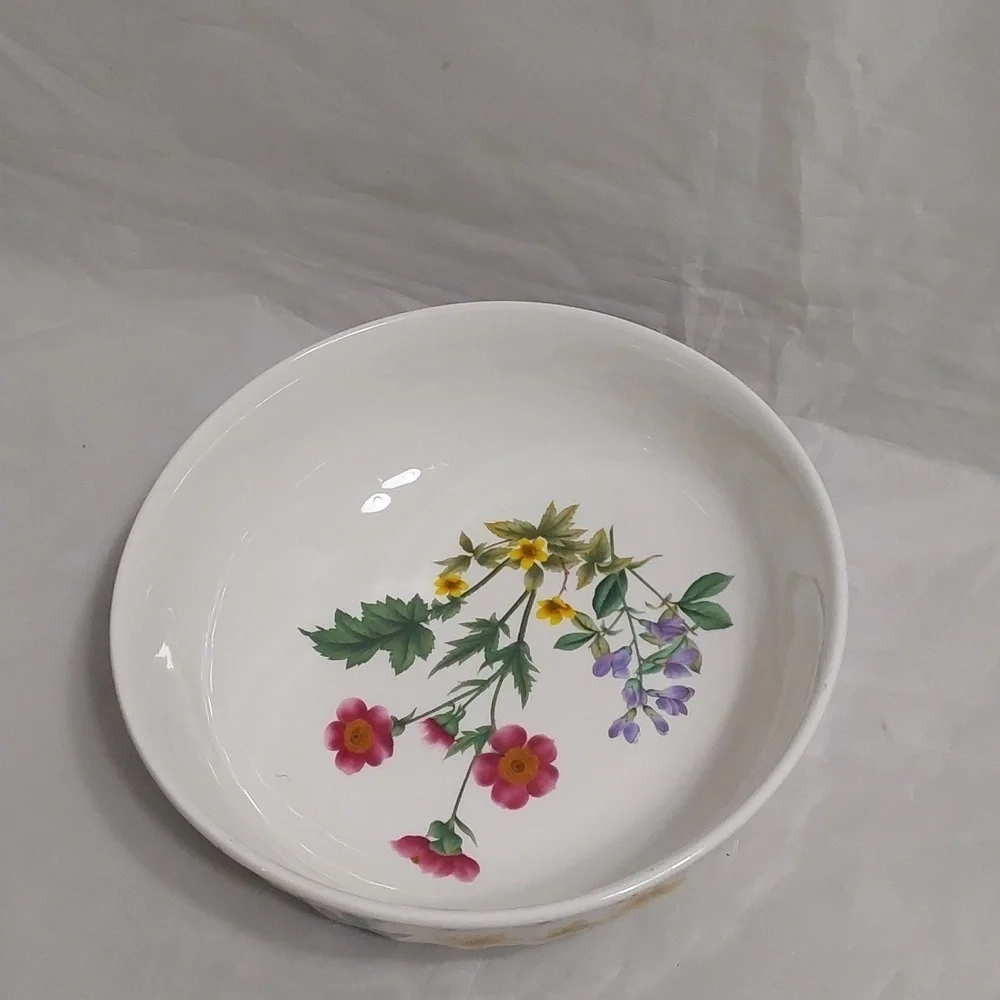 MIKASA MAXIMA  9” VEGETABLE BOWL SUPER STRONG FINE CHINA‎ SERVING BOWL
